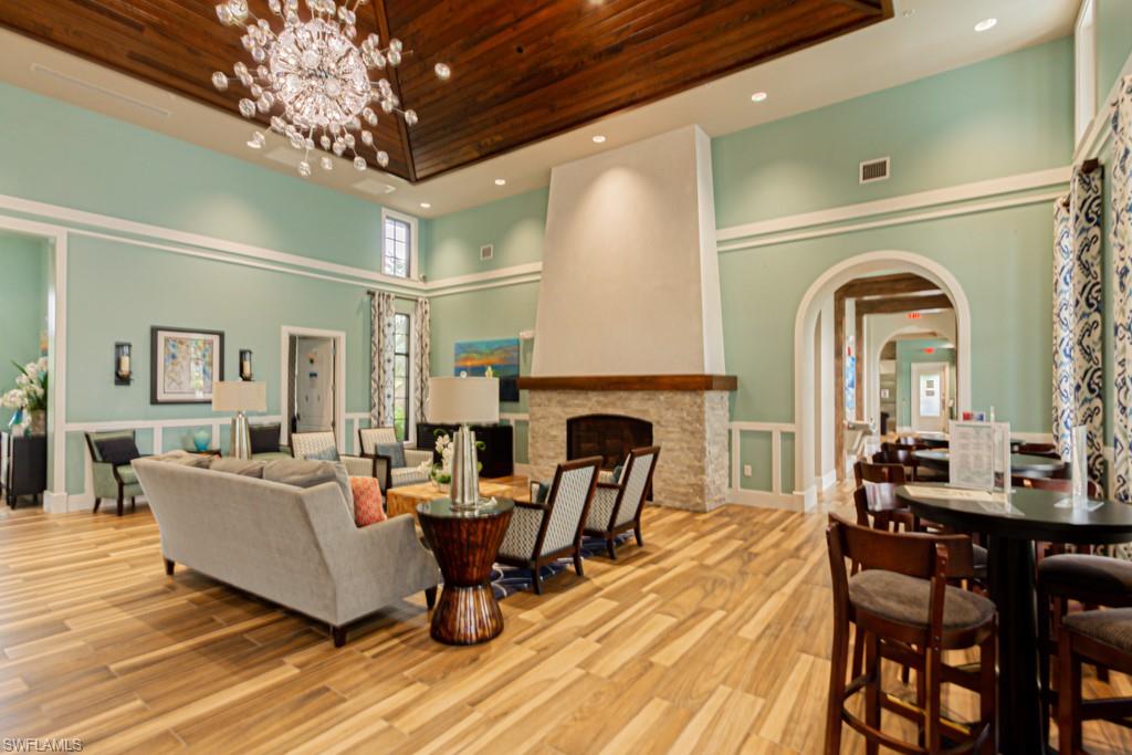 LAMORADA - Residential