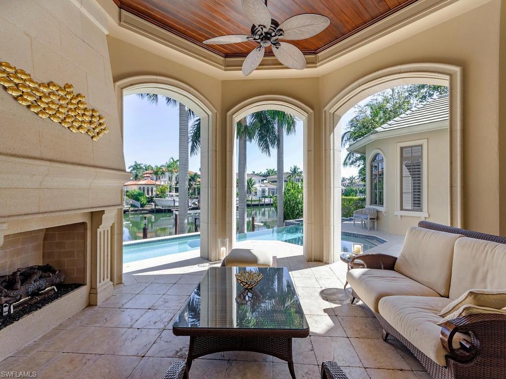 AQUALANE SHORES - Residential