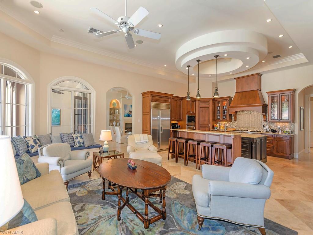 AQUALANE SHORES - Residential