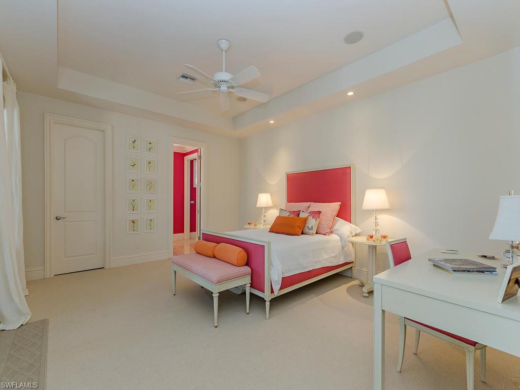 AQUALANE SHORES - Residential