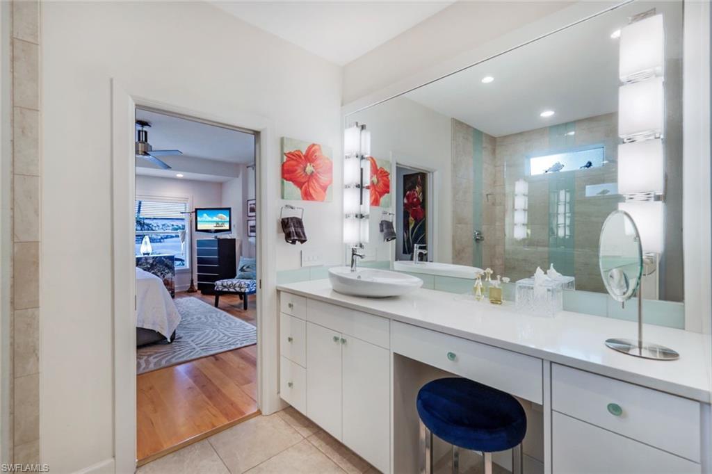 BAYFRONT GARDENS - Residential