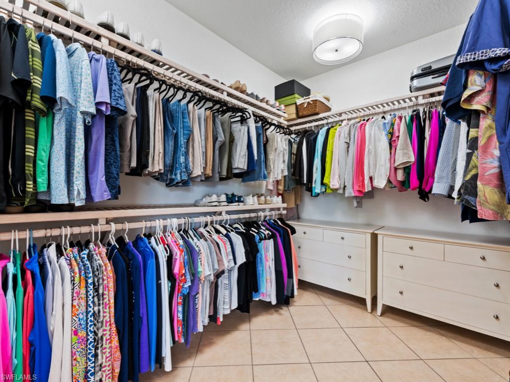 THE ENCLAVE - Residential