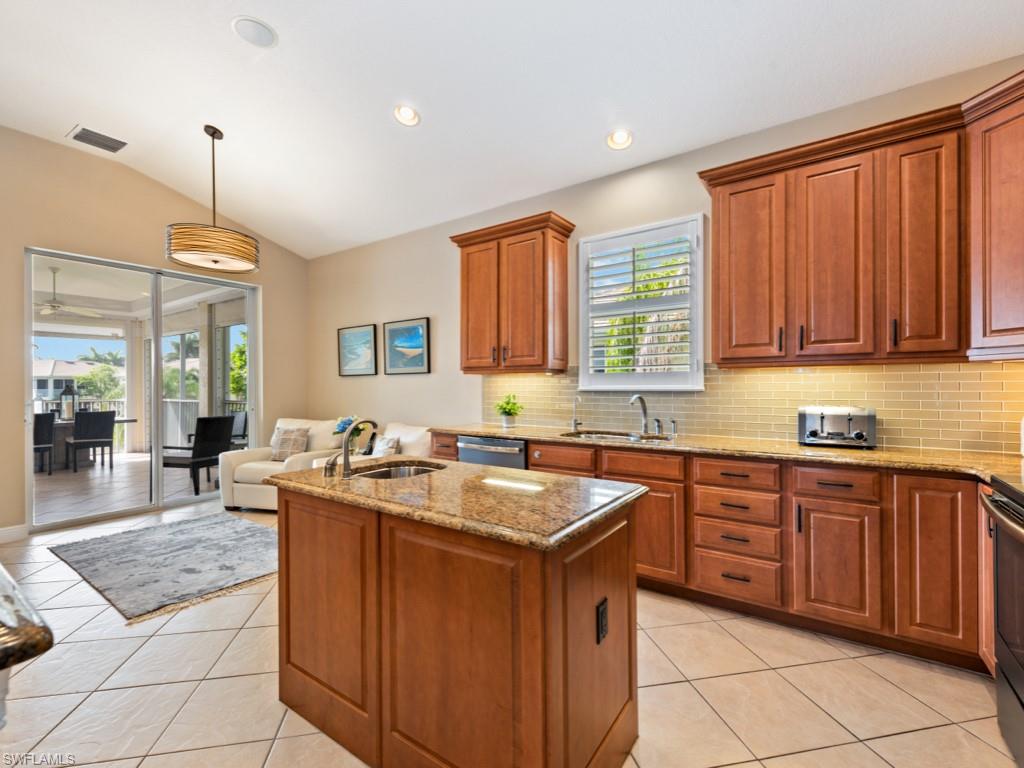 THE ENCLAVE - Residential