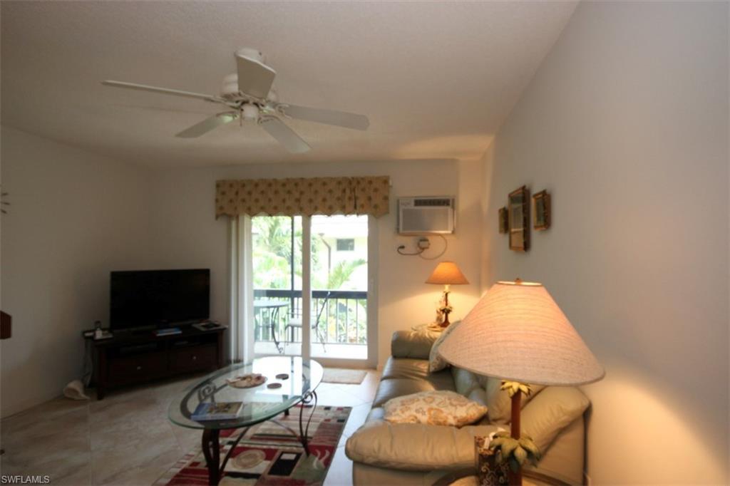 ISLAND MANOR APTS - Residential