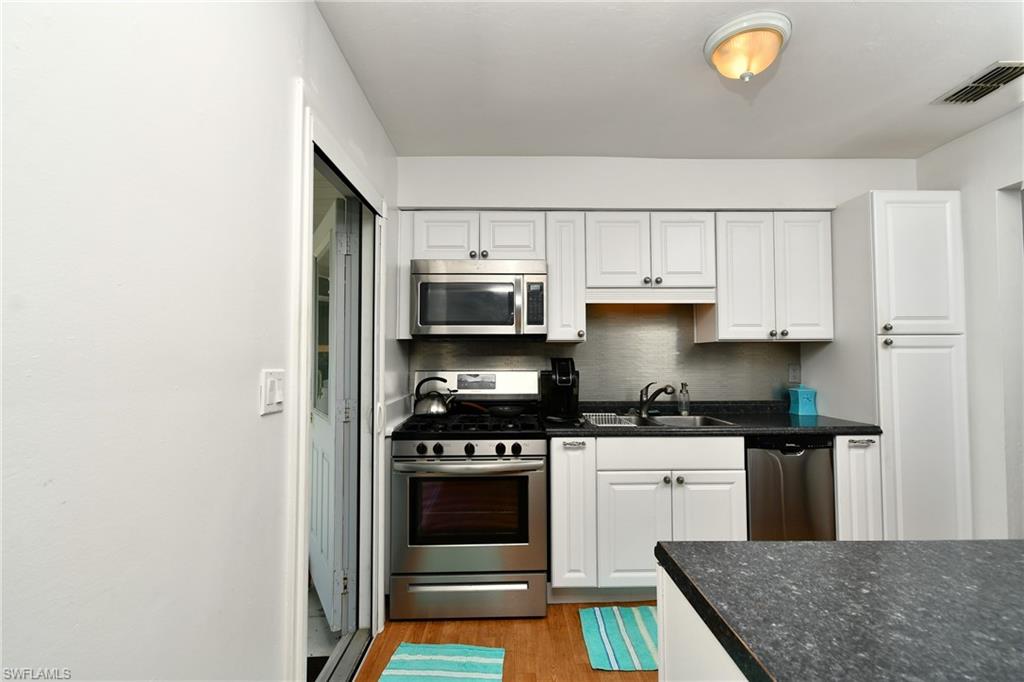 PINEWOOD CONDOMINIUM - Residential