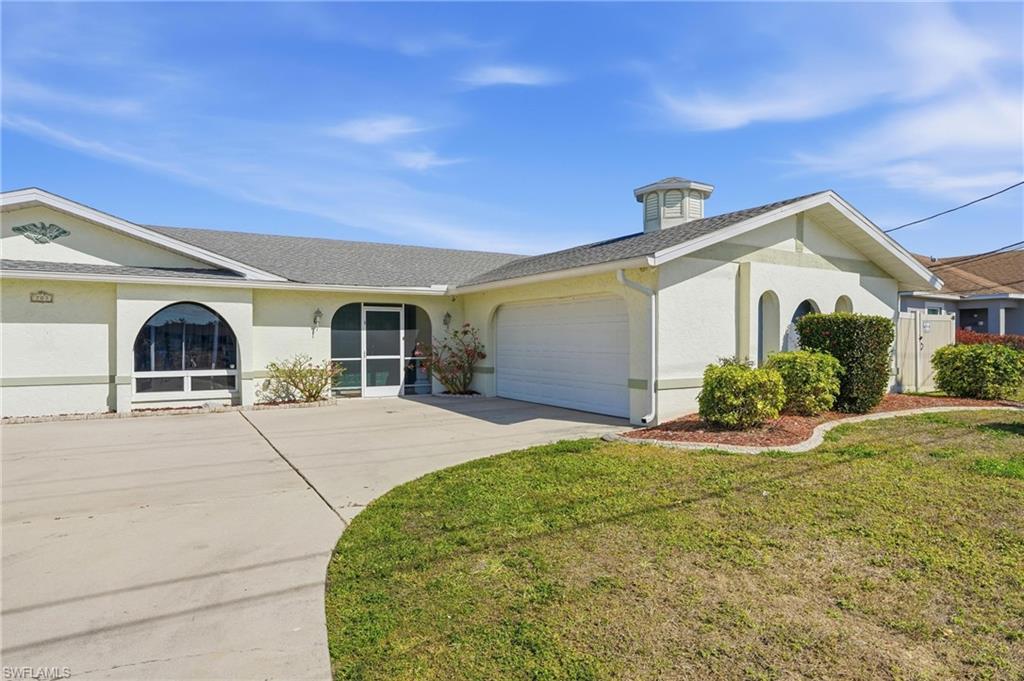 CAPE CORAL - Residential