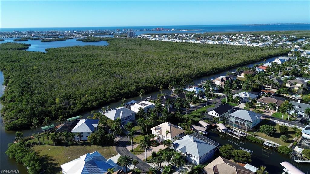 TIP TOP ISLES - Residential