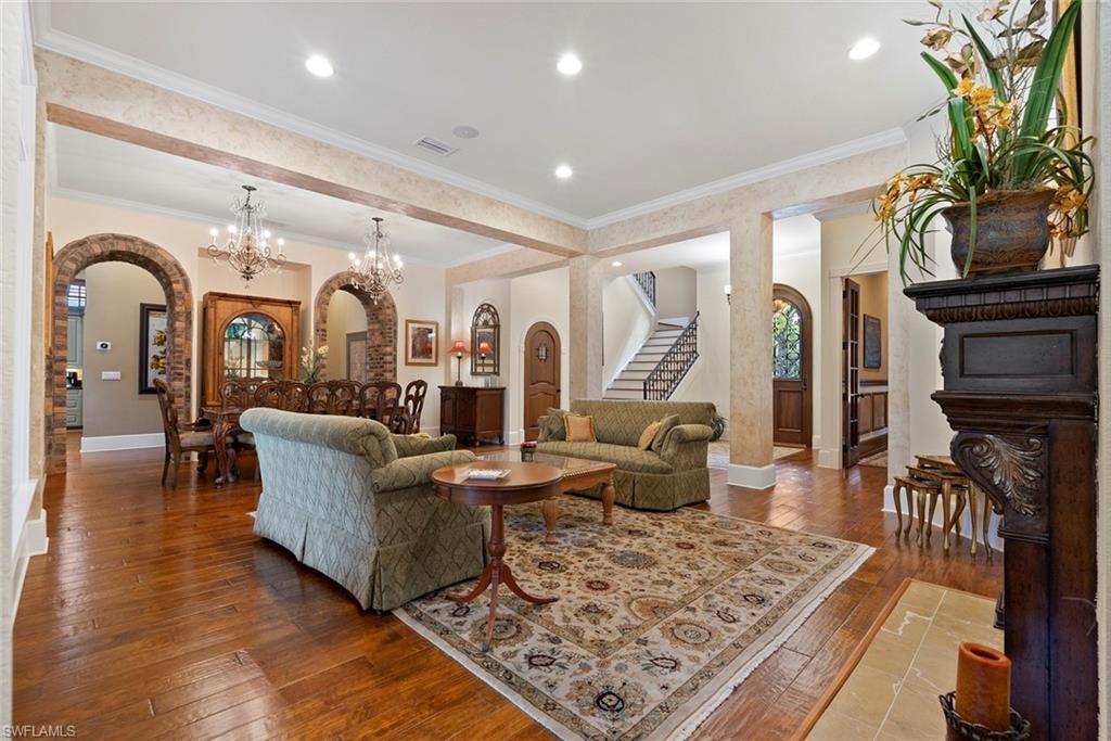 AQUALANE SHORES - Residential