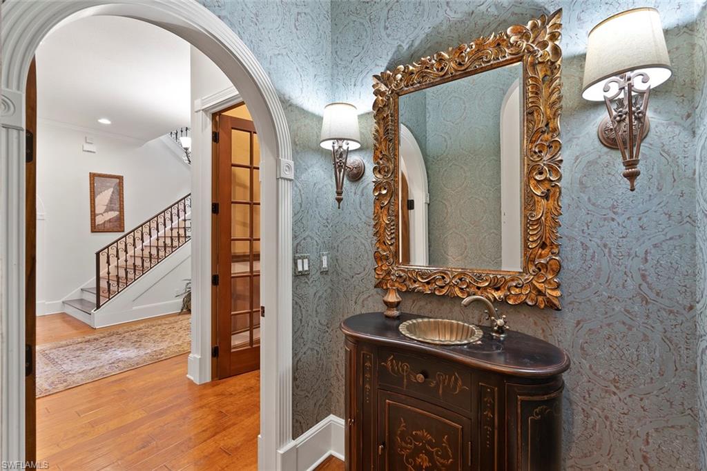 AQUALANE SHORES - Residential