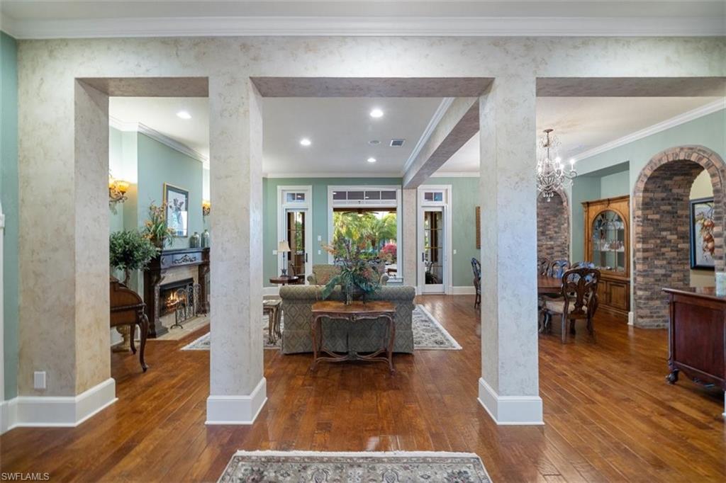 AQUALANE SHORES - Residential