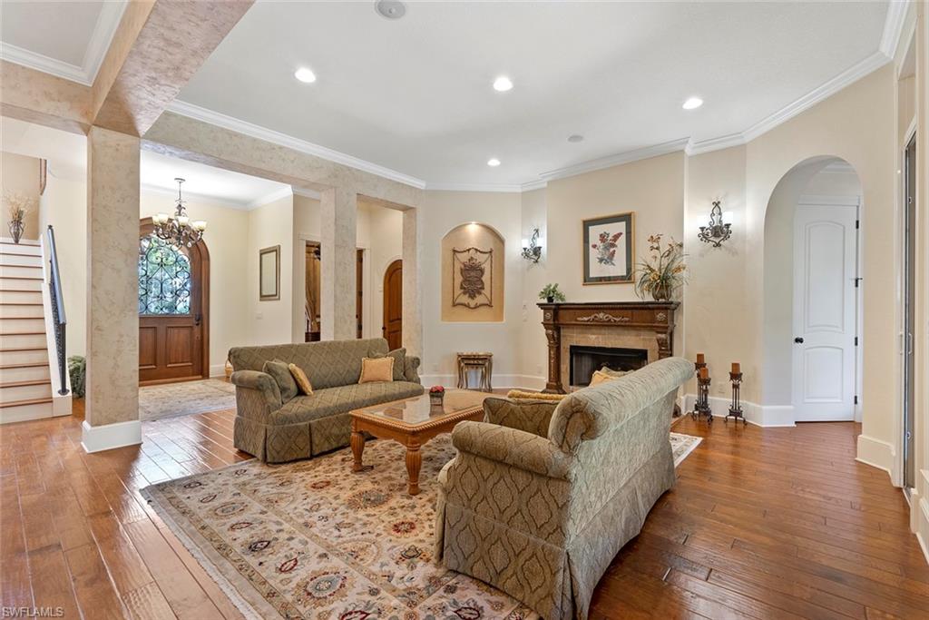 AQUALANE SHORES - Residential