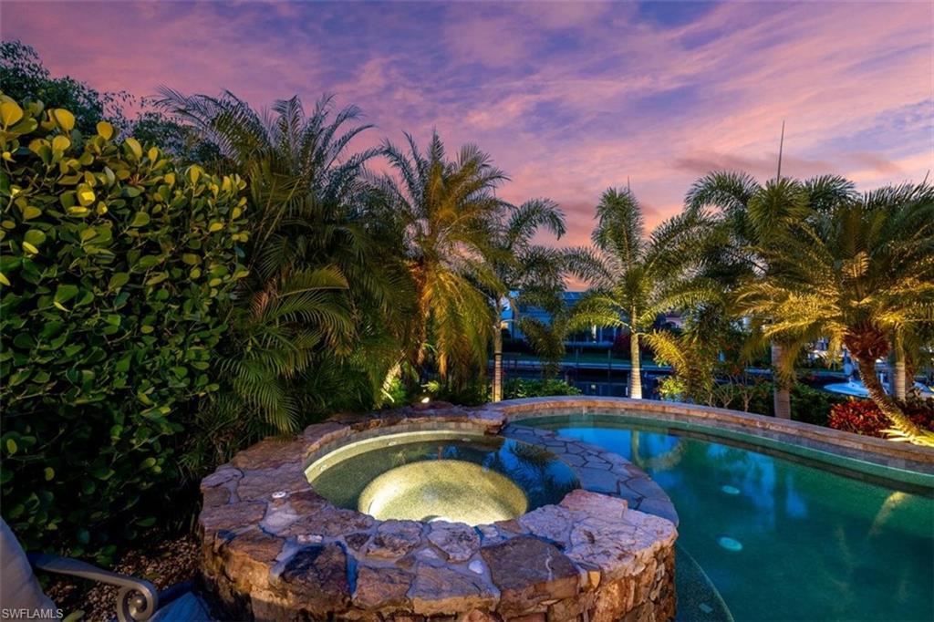 AQUALANE SHORES - Residential