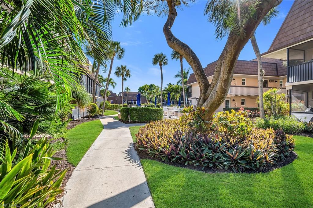 ISLAND MANOR APTS - Residential