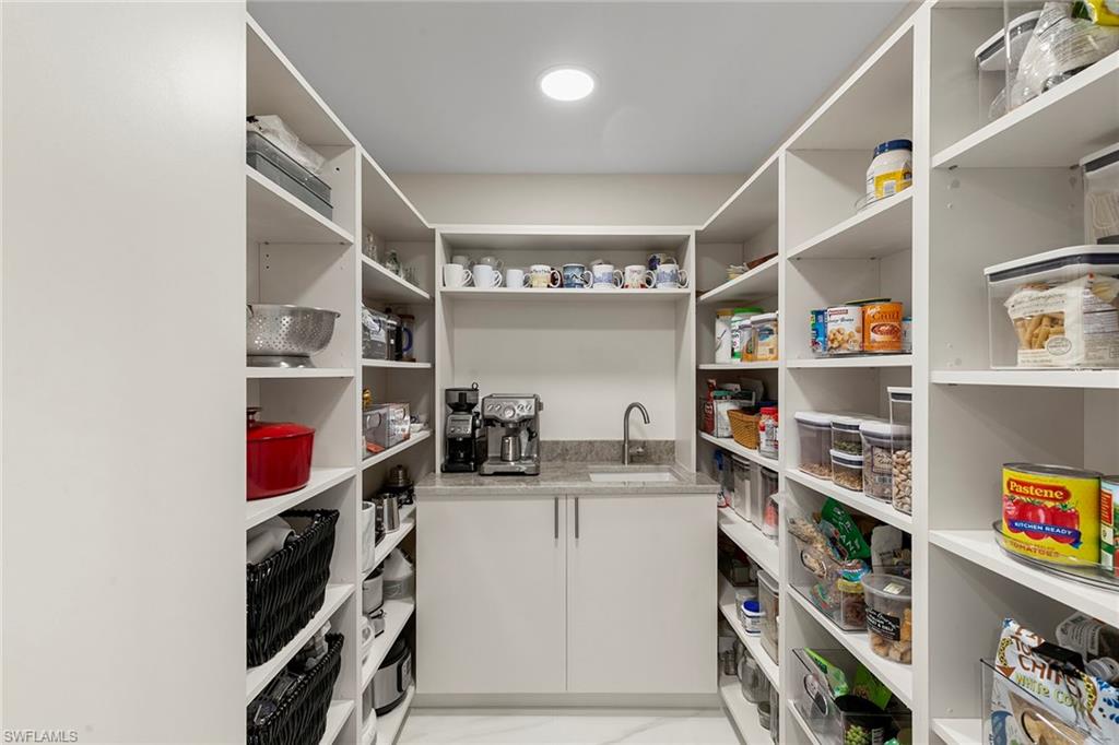 HORIZON HOUSE - Residential