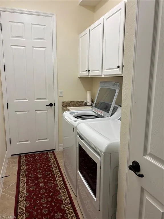 Bonita Springs, Florida, 34135, United States, 4 Bedrooms Bedrooms, ,2 BathroomsBathrooms,Residential,Active,2006523