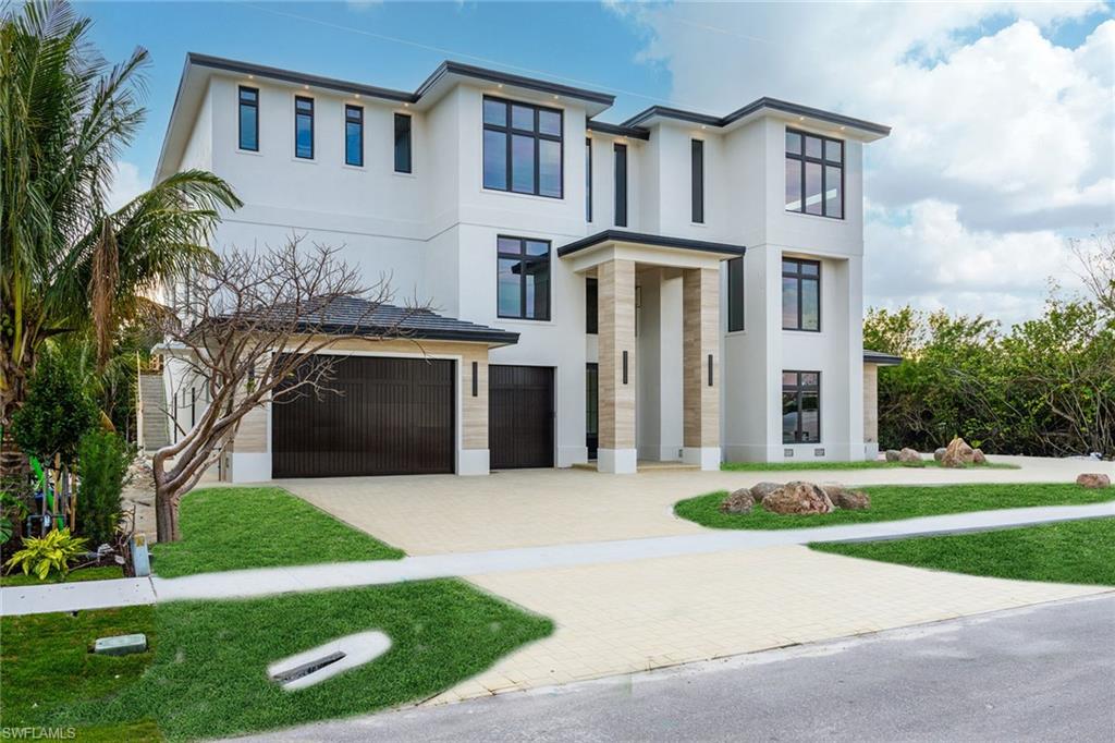 598 Spinnaker DR