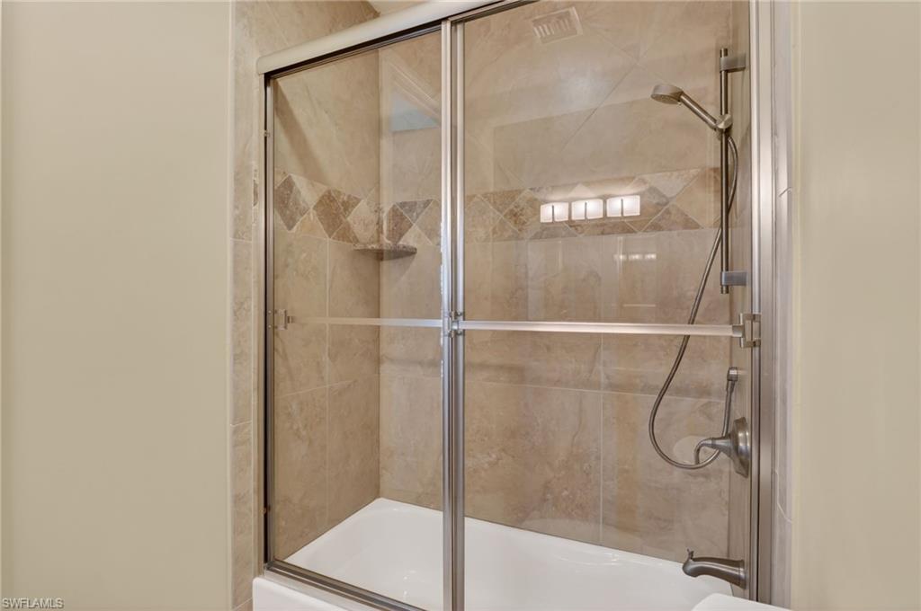 NAPLES PARK - Residential