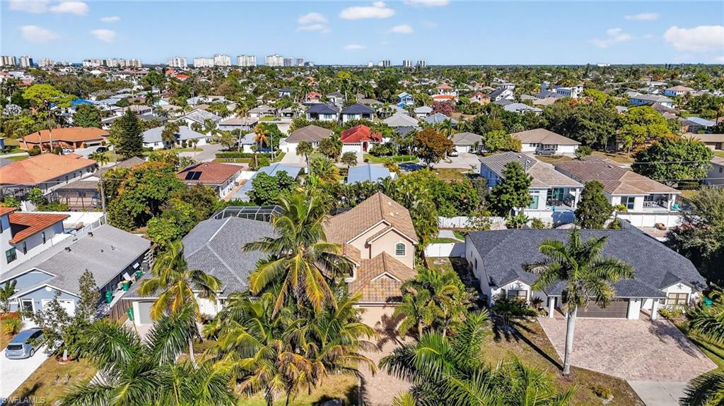 NAPLES PARK - Residential