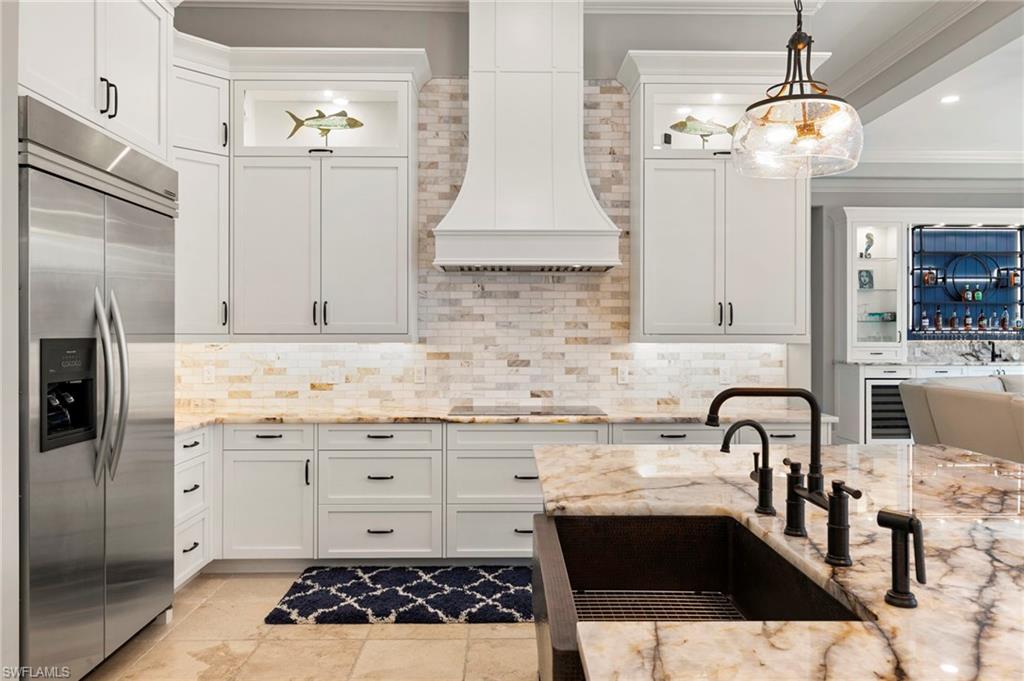 ESTATES - Residential