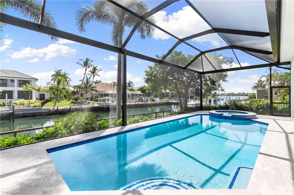 ESTATES - Residential