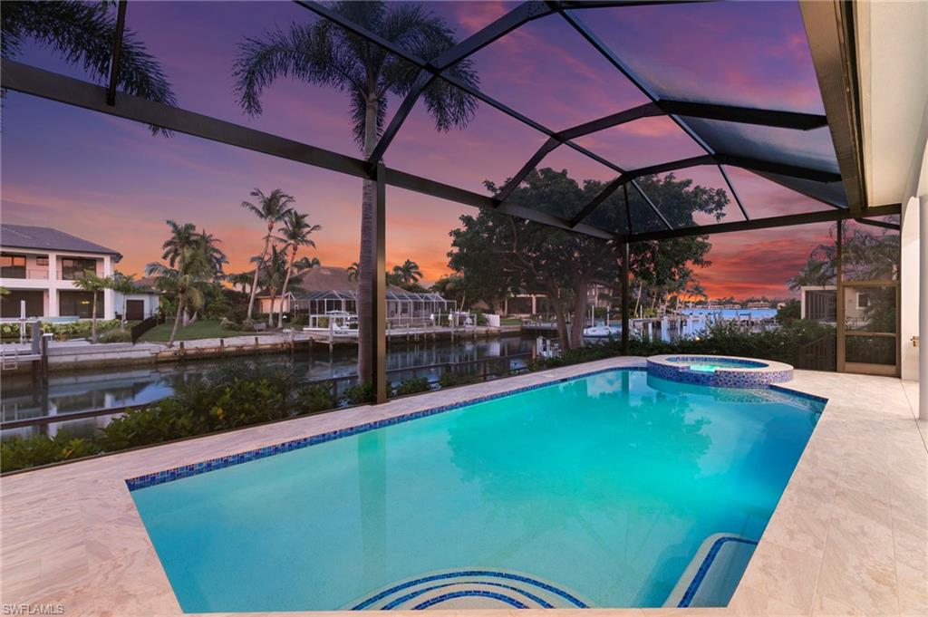 ESTATES - Residential