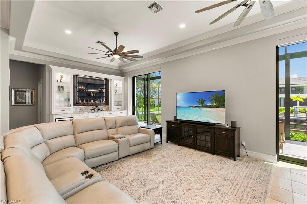 ESTATES - Residential