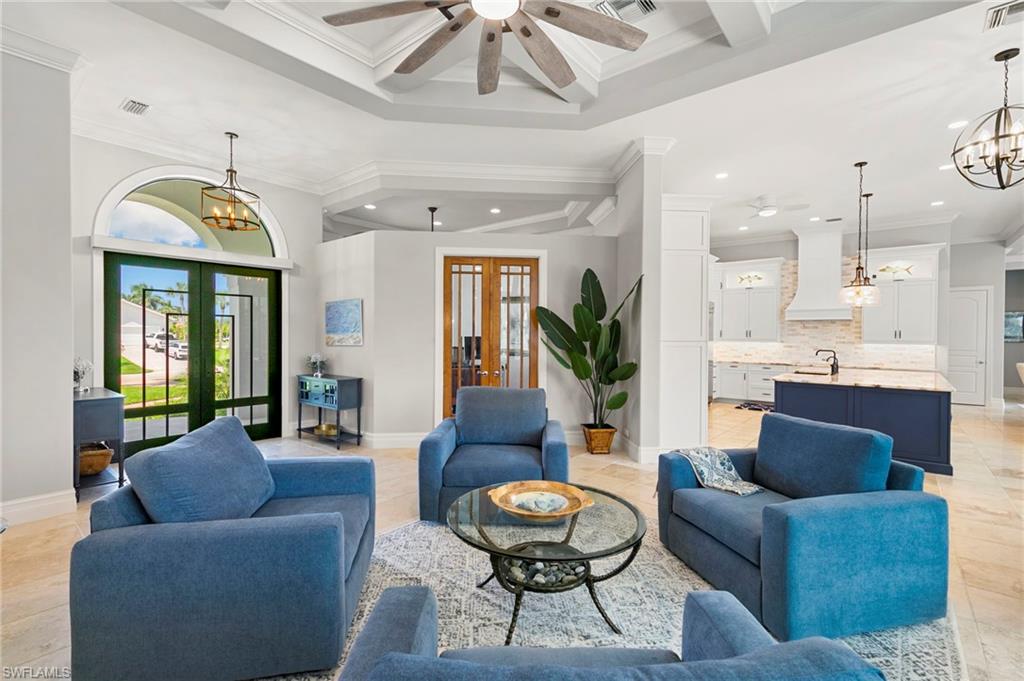 ESTATES - Residential