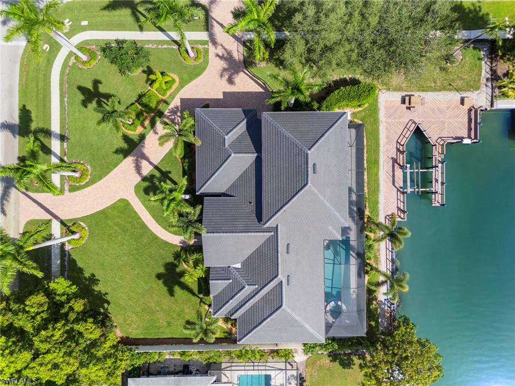 ESTATES - Residential