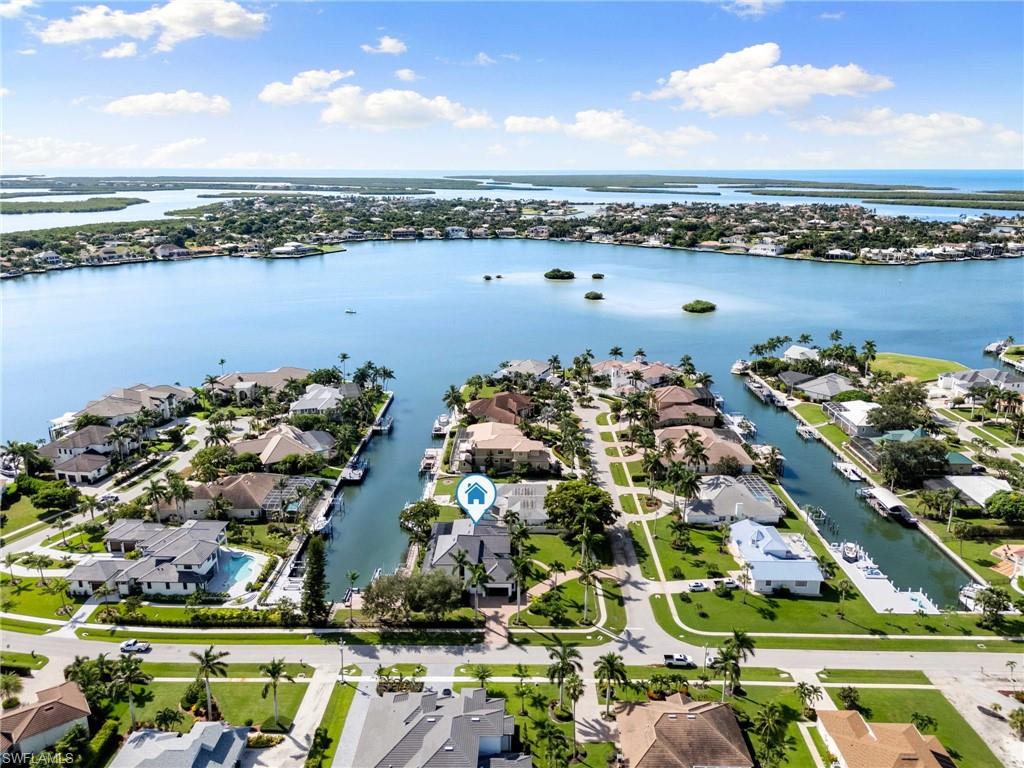 ESTATES - Residential