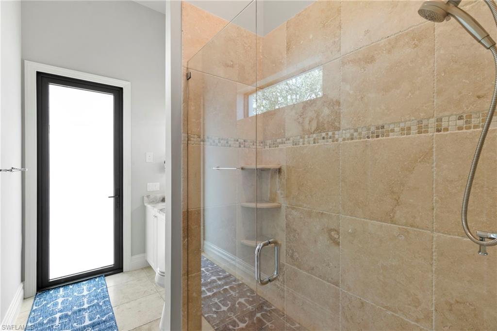 ESTATES - Residential