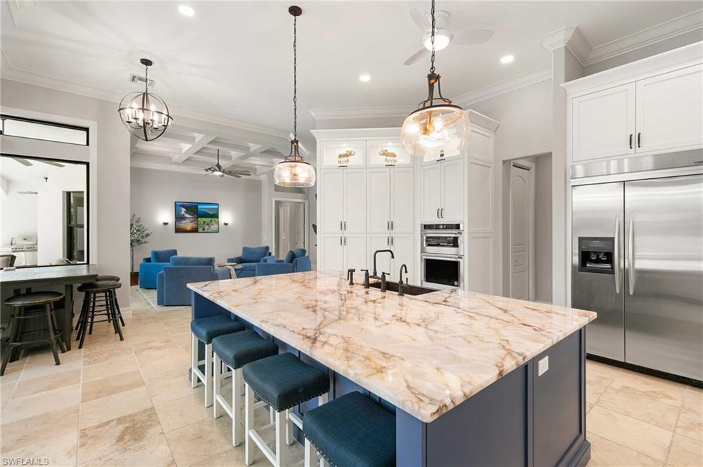 ESTATES - Residential