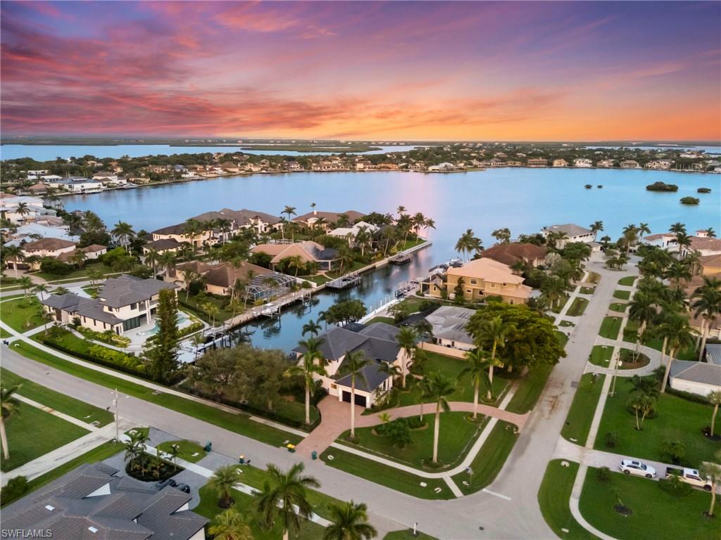 ESTATES - Residential