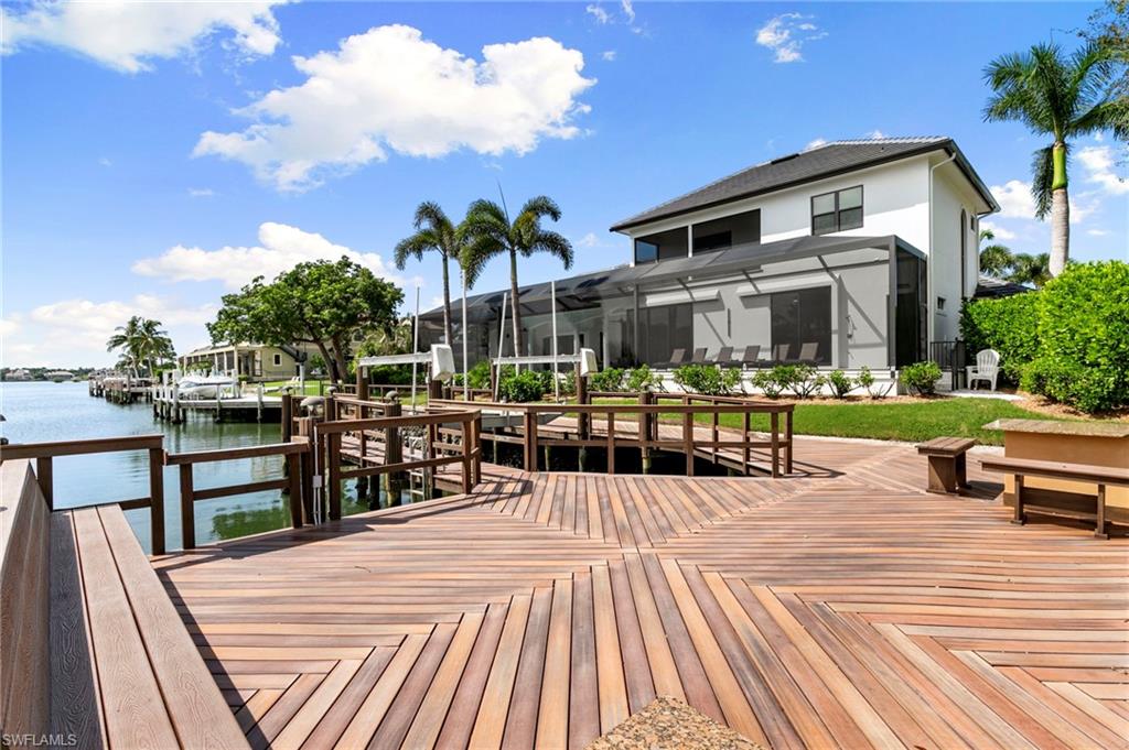 ESTATES - Residential