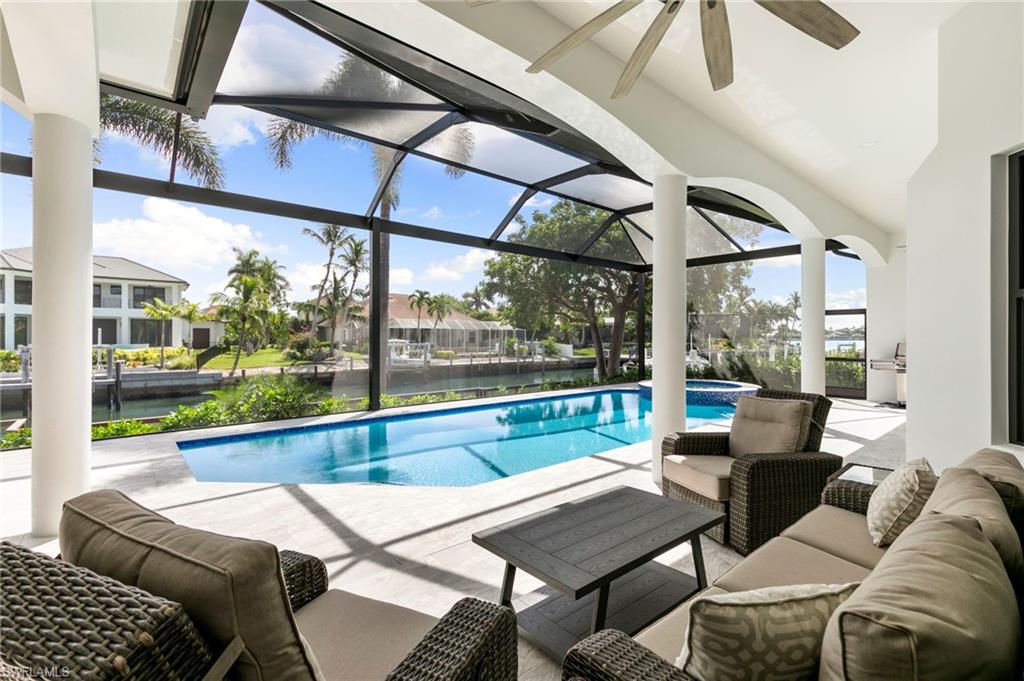 ESTATES - Residential