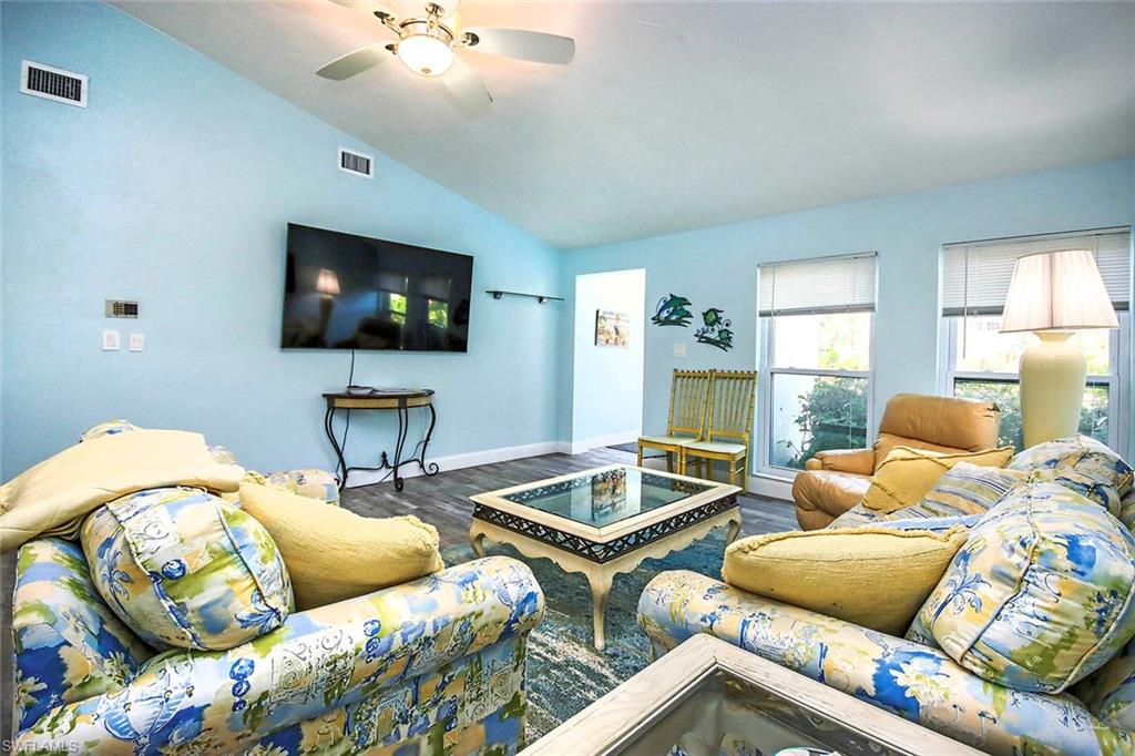 SANIBEL BAYOUS - Residential