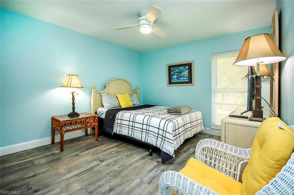 SANIBEL BAYOUS - Residential