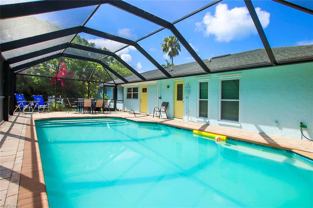 SANIBEL BAYOUS - Residential