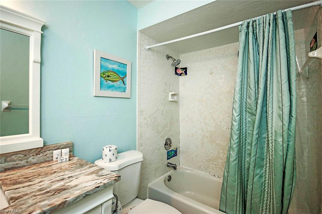 SANIBEL BAYOUS - Residential