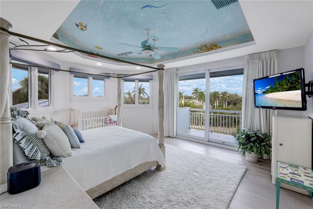 ESTATES - Residential