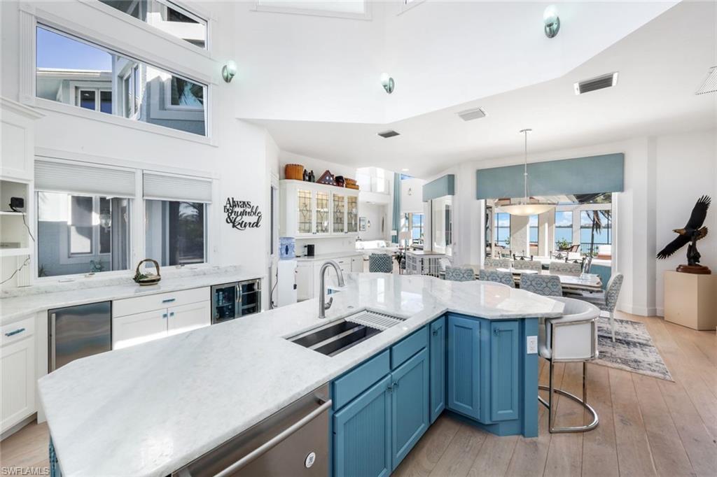 ESTATES - Residential