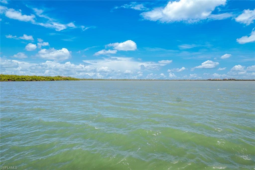 ESTATES - Residential