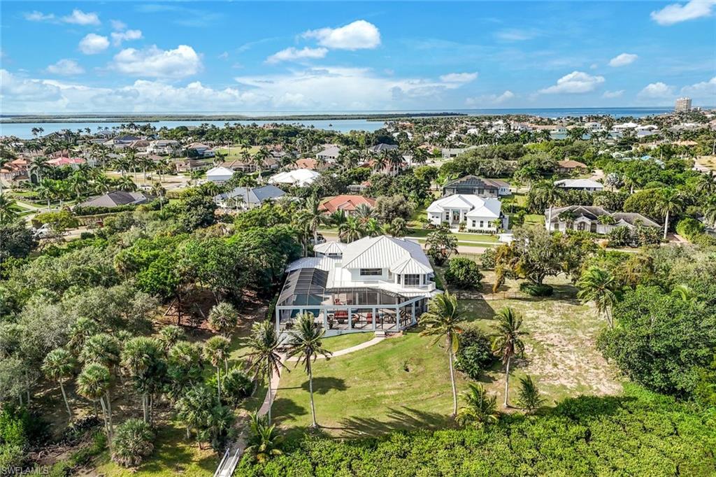 ESTATES - Residential