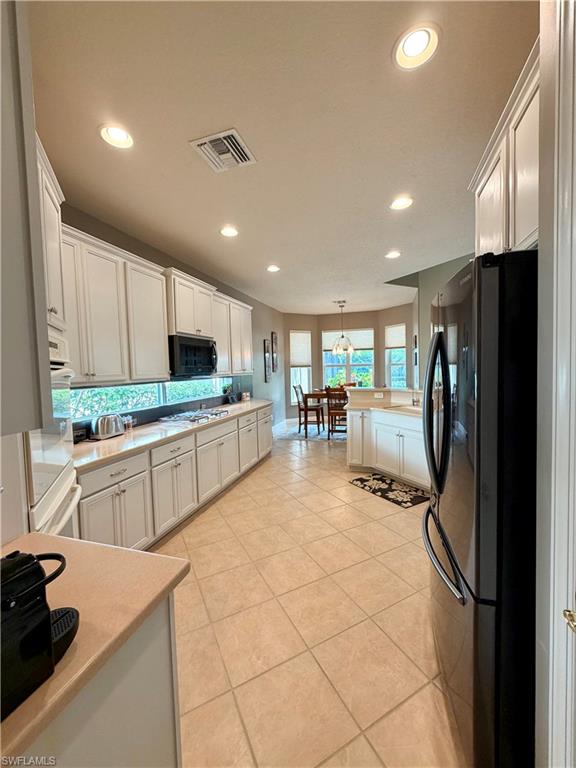 BELLE LAGO - Residential