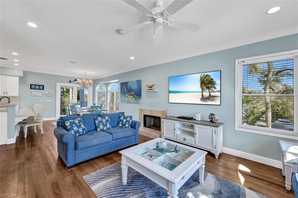 GORES A M SUBD - Residential