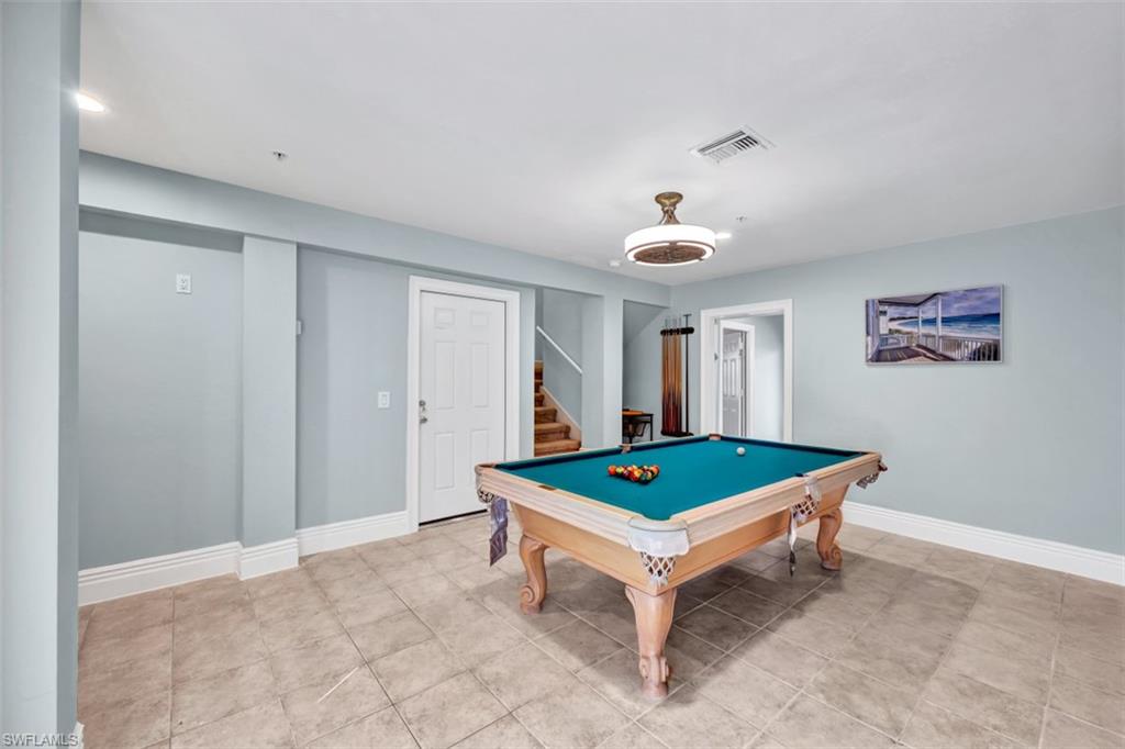 GORES A M SUBD - Residential