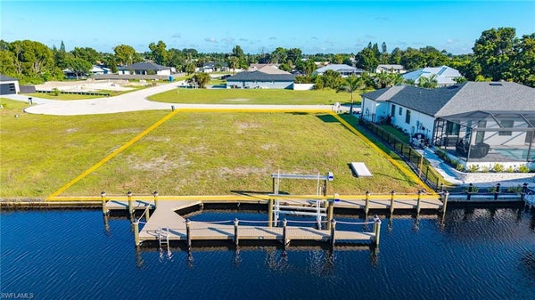 1906 OTTERSREST LN, CAPE CORAL, FL 33990 - Image c8ca5b9d2dff0de62ff6ef452c2dddad/3583464621