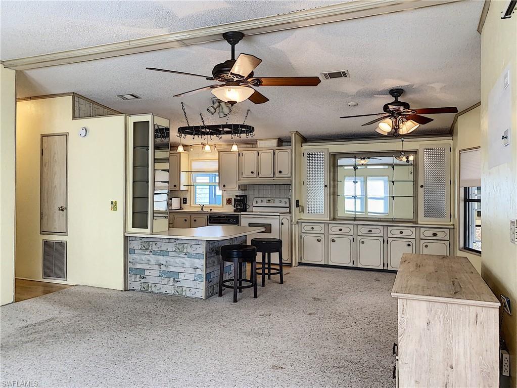 HORIZON VILLAGE - Residential