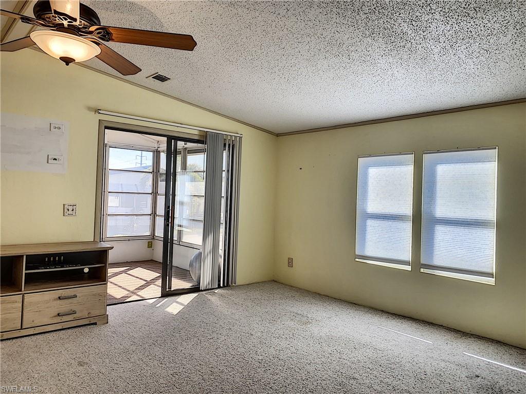 HORIZON VILLAGE - Residential