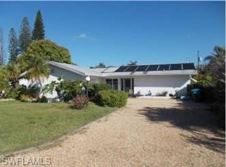 This pool home is close to everything Down Town. Quiet neighborhood. Fruit trees and lots of plants around the pool. The home needs upgrading but can be moved into right away. The roof was replaced in "08" . Previous owner just move out.