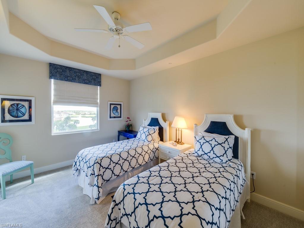 VISTA POINTE - Residential